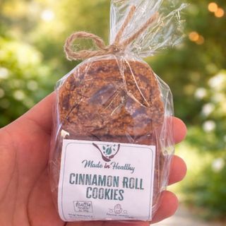 Cinnamon roll cookies