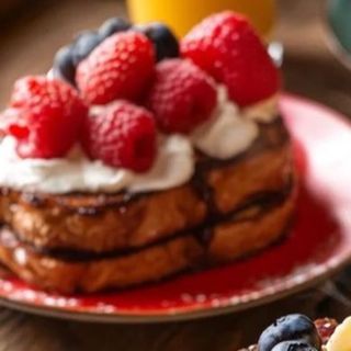 Pain perdue fruits rouge