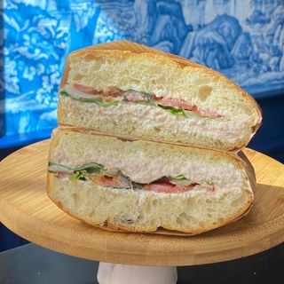 Foccacia Tuna Napoli