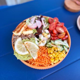 Rainbow Quinoa Salade
