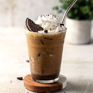 Hot spanish latte White chocolate oreo