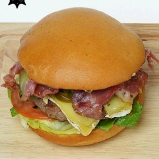 Beldi bacon cheese burger