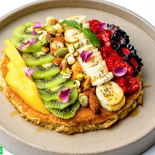 Pancake aux flocons d'avoine aux fruits