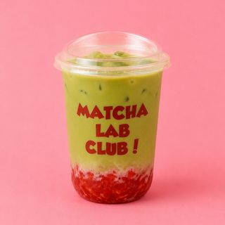 Iced Strawaberry Matcha Latte