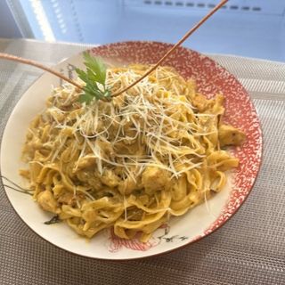 Pates poulet au sauce champignon