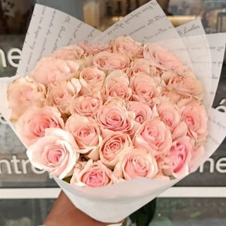 Bouquet de 25 Roses Pastel
