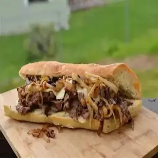 SANDWICH VIANDE HACHEE
