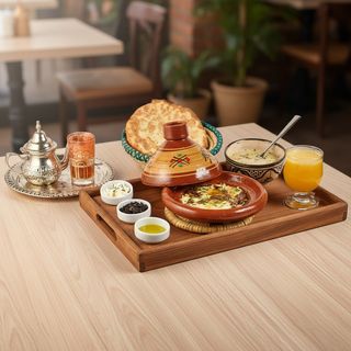 Petit Déjeuner Fassi – Œufs Khlii & Boissons