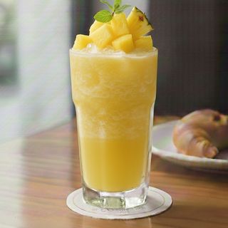 Jus d’Ananas Fraîchement Mixé