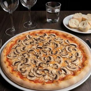 Pizza Funghi