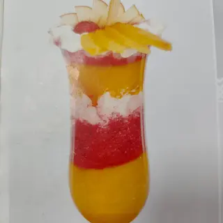Smoothie mango dragon sunrise