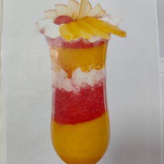 Smoothie mango dragon sunrise