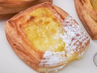 Mini Danish crème brulé vanille
