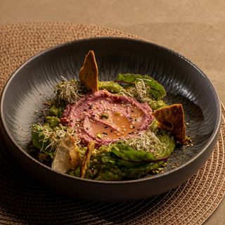 Guac & Pink Houmous