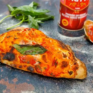 pizza calzone