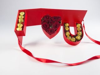 I Love u witch choclates