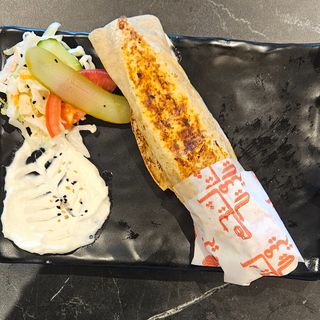 سندويش شاورما لحم