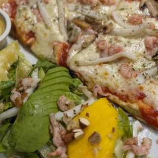 Moitié pizza,moitié salade