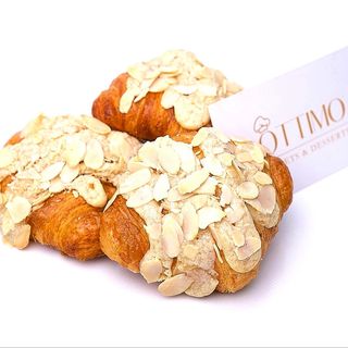 Croissant aux amandes