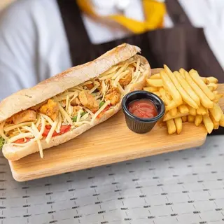 Sandwich Au Poulet + Frites + Coca-Cola 25 cl