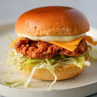 Chicken burger crispy