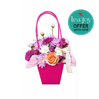 Panier de fleurs élégant rose