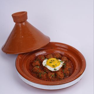 TAJINE DE VIANDE HACHÉE AUX ŒUFS