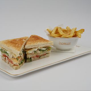 Club Sandwich Poulet César