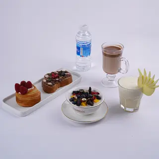 Petit Fleur-Petit Déjeuner Enfant