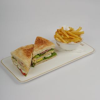 Club Sandwich Thon Méditerranéen