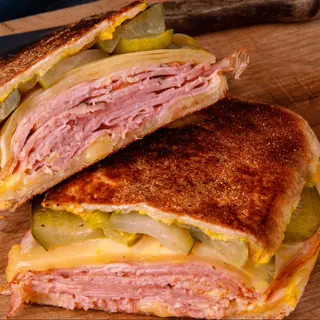Swiss CUBANO HALAL