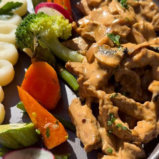 (Best-Seller) Emincé de Poulet à la Crème Champignons