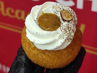 Chou Vanille-Praliné Noisettes N