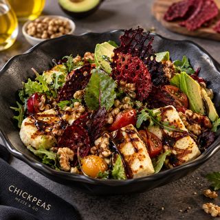 Salade De Betterave & Halloumi