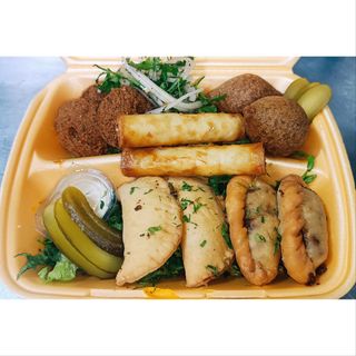 Assiette Variée d'entrée Chaude