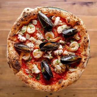 Pizza frutti di mare meduim