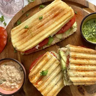 Panini thon