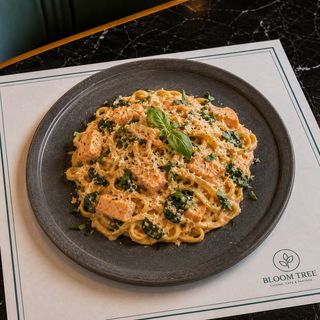 PASTA AL SALMONE
