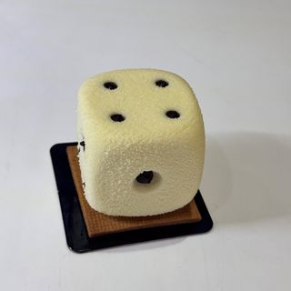 Trompe l'oeil Domino