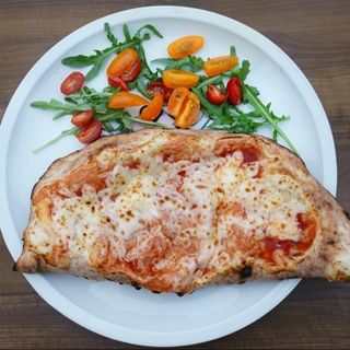Pizza Calzone
