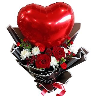 Beau bouquet de fleurs avec cœur f1