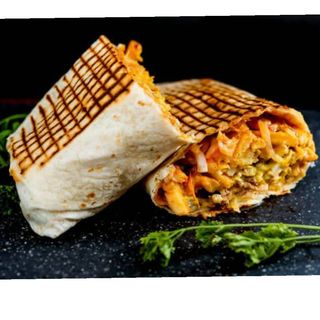 Tacos Fried Chicken ( with homemade sauce and cheese sauce)