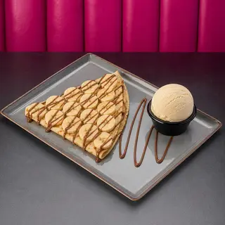 Crêpe Choco-Nut with topping