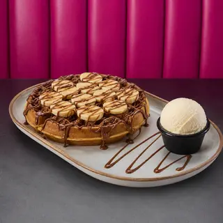 Waffle Choco-Nut with topping