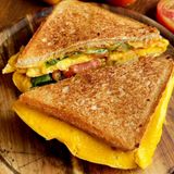 SALMON SANDWICH