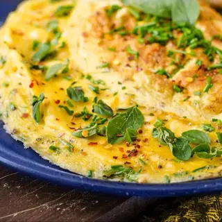 CHICKEN OMELETTE