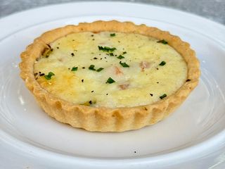 Quiche charcuterie