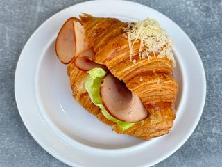 croissant jambon