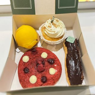 Panier de pâtisserie de la veille 4pieces