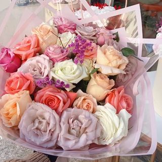 10 fleurs couleurs clairs